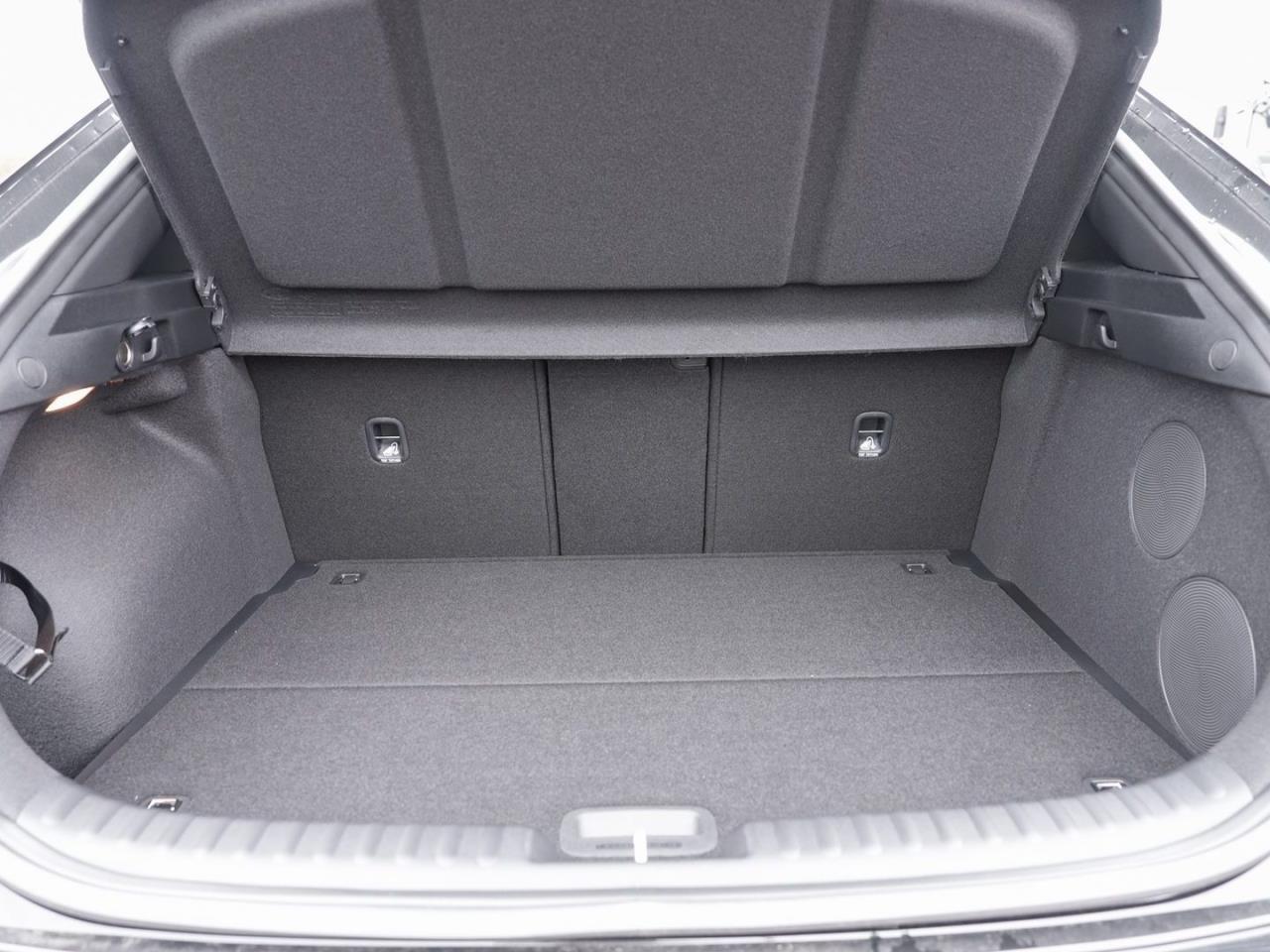 KIA XCeed 1.6T DCT GT-Line Memory Kamera Klima