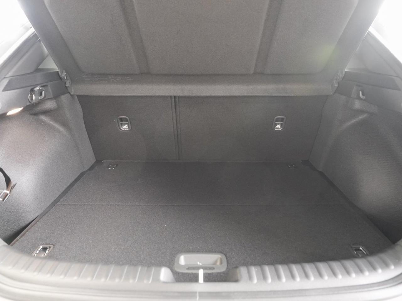 KIA XCeed 1.6T DCT Nightline ACC Lenkradhzg Kamera