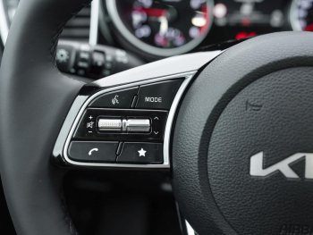 KIA XCeed 1.6T DCT Spirit Navi Kamera SHZ-Fond