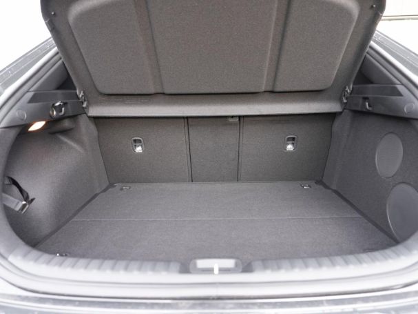 KIA XCeed 1.6T DCT Spirit Navi Kamera SHZ-Fond