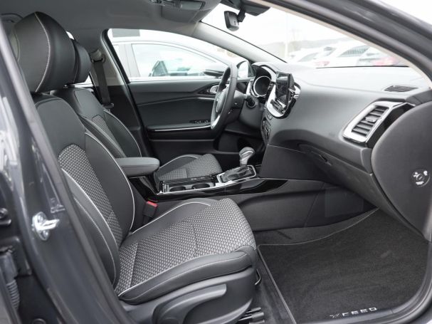 KIA XCeed 1.6T DCT Spirit Navi Kamera SHZ-Fond