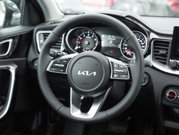 KIA XCeed 1.6T DCT Spirit Navi Kamera SHZ-Fond