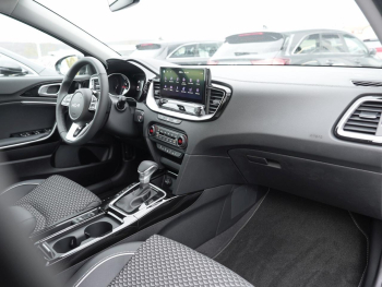 KIA XCeed 1.6T DCT Spirit Navi Kamera SHZ-Fond