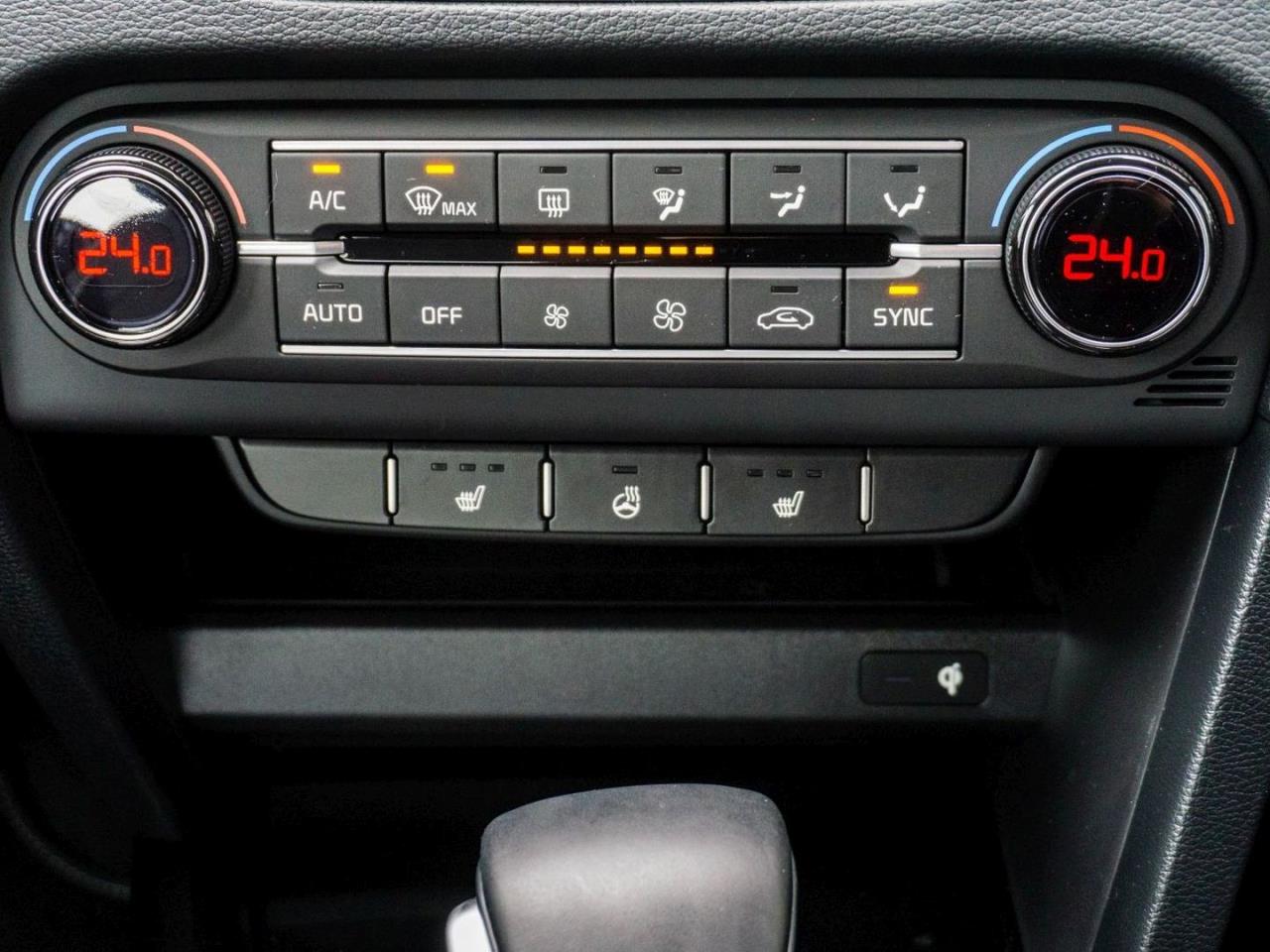 KIA XCeed 1.6T DCT Spirit Navi Kamera SHZ-Fond