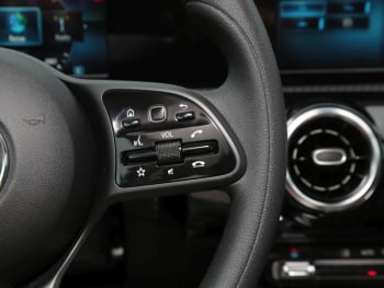 Mercedes-Benz A 180 d Limousine Style MBUXNavi+ Kamera AHK