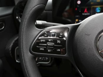 Mercedes-Benz A 180 d Limousine MBUXNavi+ Tempomat SpurH