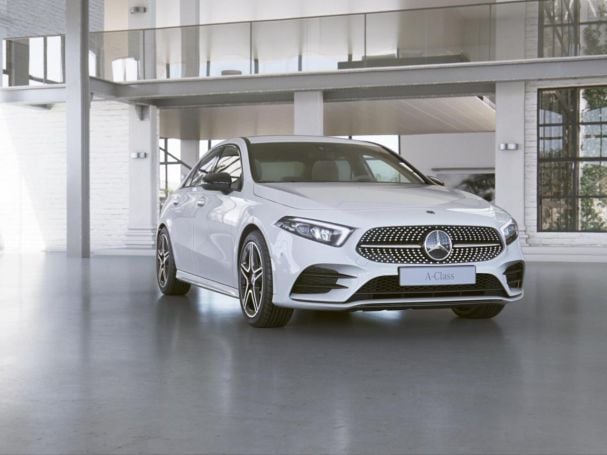 Mercedes-Benz A 180 d Limousine AMG Night MBUX Navi+ SpurH Mercedes-Benz A 180 d Limousine AMG Night MBUX Navi+ SpurH