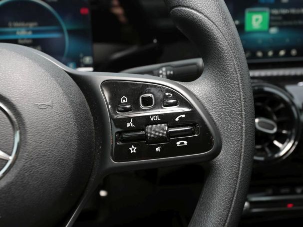 Mercedes-Benz A 180 d Limousine MBUX Navigation+ SpurH