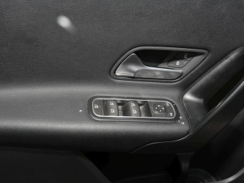 Mercedes-Benz A 180 d Limousine MBUX Navigation+ SpurH