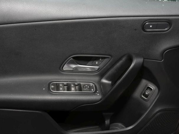 Mercedes-Benz A 180 d Limousine MBUX Navigation+ SpurH