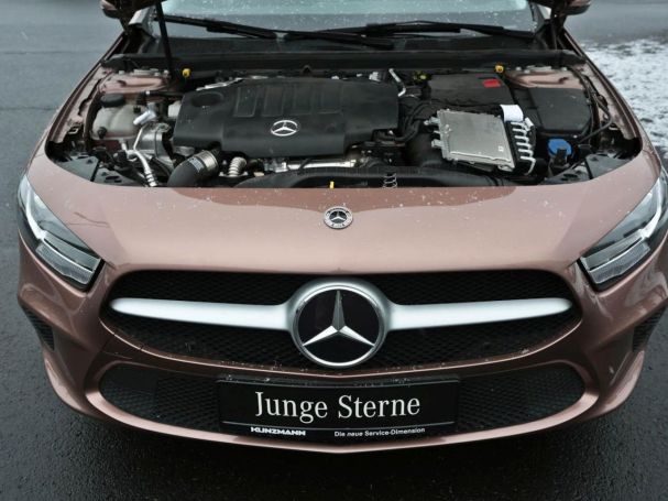 Mercedes-Benz A 180 d Limousine MBUX Navigation+ SpurH