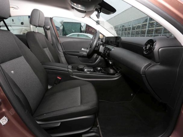 Mercedes-Benz A 180 d Limousine MBUX Navigation+ SpurH