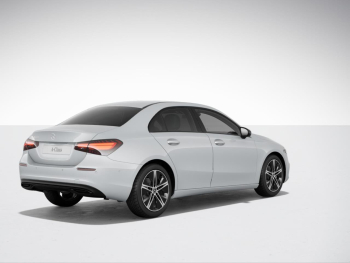 Mercedes-Benz A 180 Limousine Progressive Night Kamera