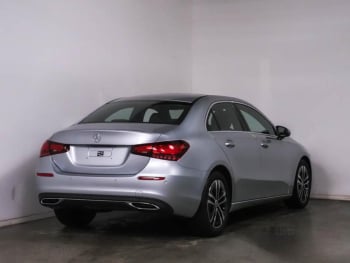 Mercedes-Benz A 180 Limousine Progressive Panorama Kamera