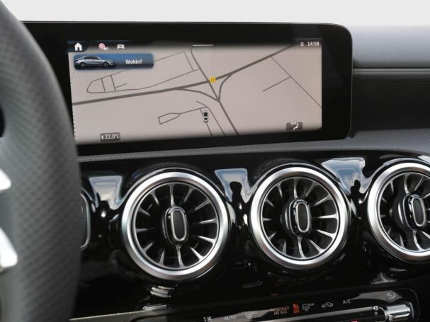 Mercedes-Benz A 180 Limousine AMG Night Panorama Distronic 360° Mercedes-Benz A 180 Limousine AMG Night Panorama Distronic 360°