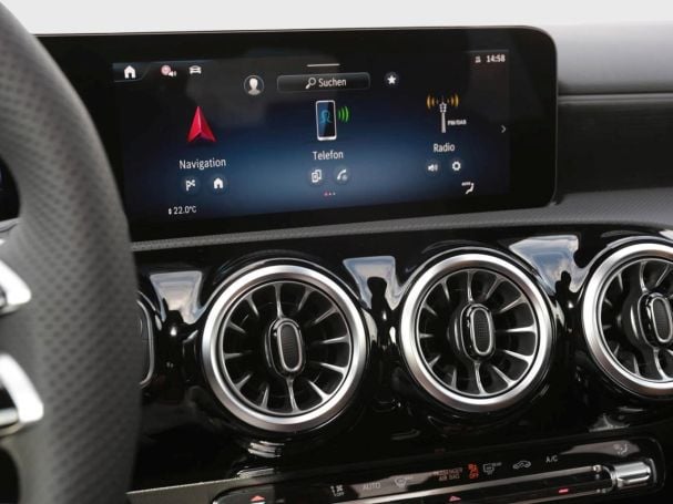 Mercedes-Benz A 180 Limousine AMG Night Panorama Distronic 360°