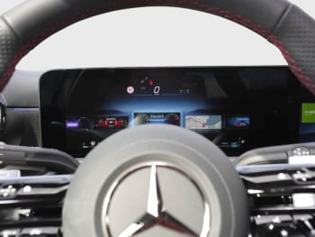 Mercedes-Benz A 180 Limousine AMG Night Panorama Distronic 360°