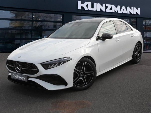 Mercedes-Benz A 180 Limousine AMG Night Panorama Distronic 360°