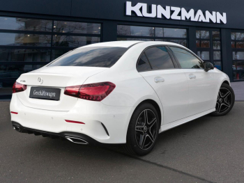 Mercedes-Benz A 180 Limousine AMG Night Panorama Distronic 360°