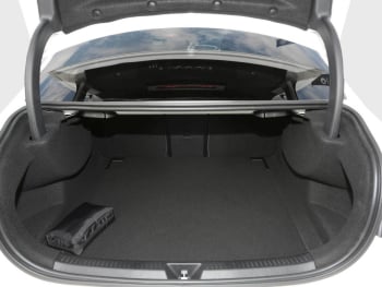 Mercedes-Benz A 180 Limousine AMG Night Panorama Distronic 360°