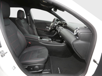 Mercedes-Benz A 180 Limousine AMG Night Panorama Distronic 360°