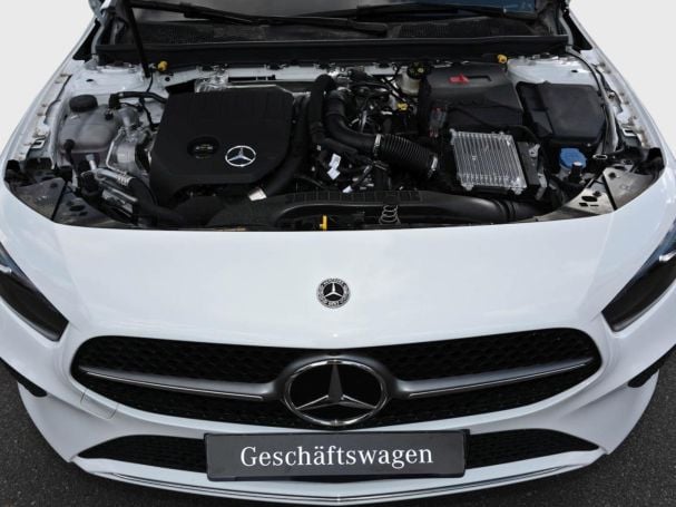 Mercedes-Benz A 180 Limousine Progressive MBUX Navi AHK 360°