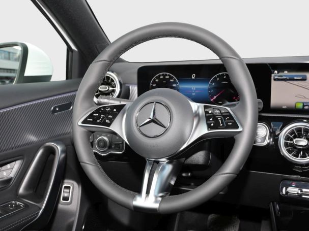 Mercedes-Benz A 180 Limousine Progressive MBUX Navi AHK 360°