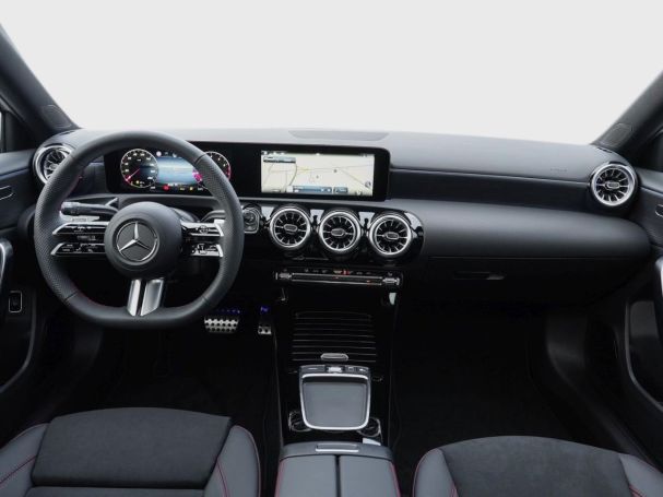 Mercedes-Benz A 180 Limousine AMG Distronic Panorama Kamera