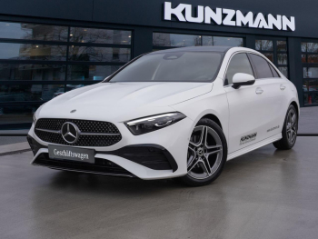 Mercedes-Benz A 180 Limousine AMG Distronic Panorama Kamera