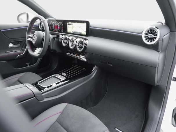 Mercedes-Benz A 180 Limousine AMG Distronic Panorama Kamera