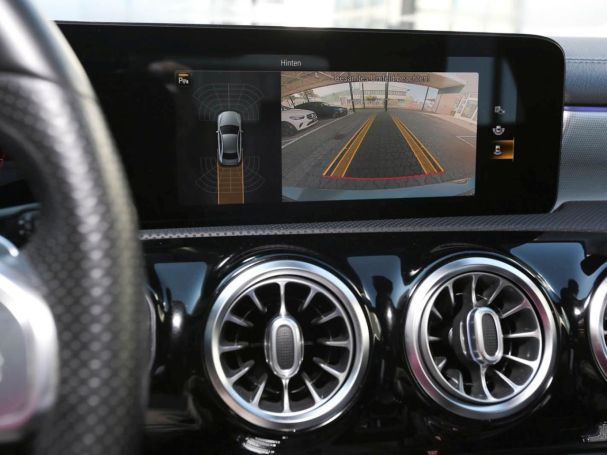 Mercedes-Benz A 200 d Limousine AMG Night Edition2020 MBUXNavi Mercedes-Benz A 200 d Limousine AMG Night Edition2020 MBUXNavi