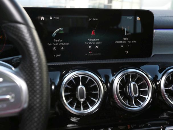 Mercedes-Benz A 200 d Limousine AMG Night Edition2020 MBUXNavi Mercedes-Benz A 200 d Limousine AMG Night Edition2020 MBUXNavi