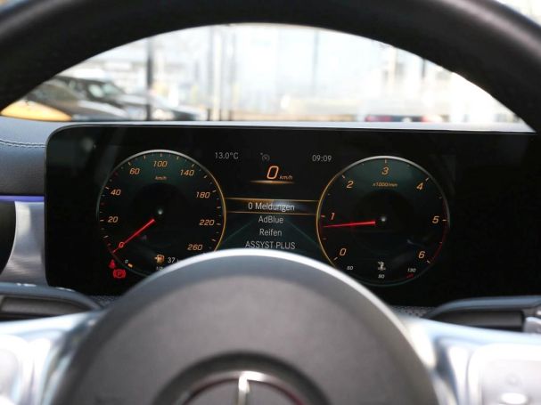 Mercedes-Benz A 200 d Limousine AMG Night Edition2020 MBUXNavi Mercedes-Benz A 200 d Limousine AMG Night Edition2020 MBUXNavi