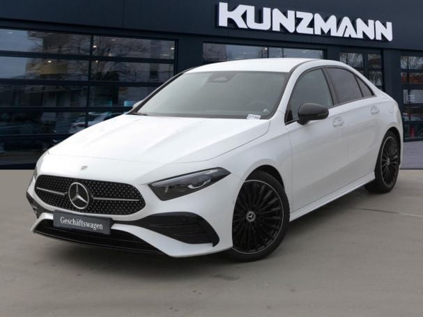 Mercedes-Benz A 200 d Limousine AMG Night MBUXNavi-Prem. Kamera Mercedes-Benz A 200 d Limousine AMG Night MBUXNavi-Prem. Kamera