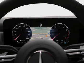 Mercedes-Benz A 200 Limousine AMG Night Distronic AHK Kamera