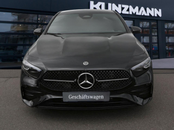 Mercedes-Benz A 200 Limousine AMG Night Distronic AHK Kamera