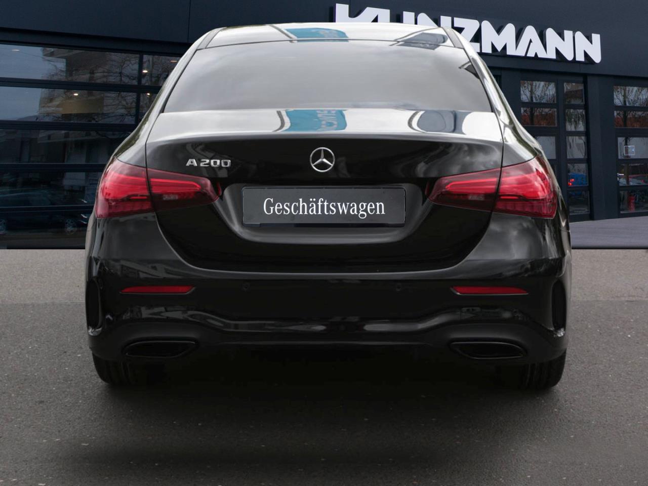 Mercedes-Benz A 200 Limousine AMG Night Distronic AHK Kamera