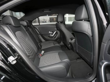 Mercedes-Benz A 200 Limousine Progressive Night AHK 360° SpurH