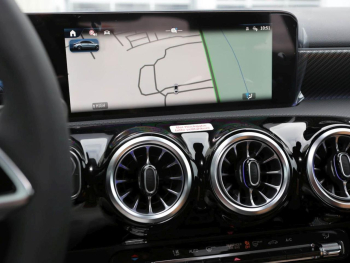 Mercedes-Benz A 200 Limousine Progressive Night AHK 360° SpurH