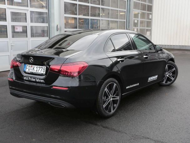 Mercedes-Benz A 200 Limousine Progressive Night AHK 360° SpurH