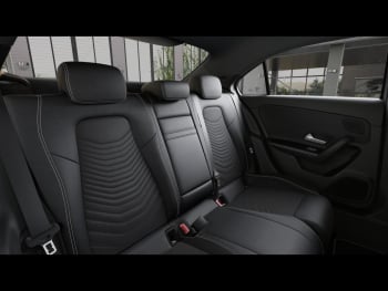 Mercedes-Benz A 200 Limousine Progressive Night AHK 360° SpurH