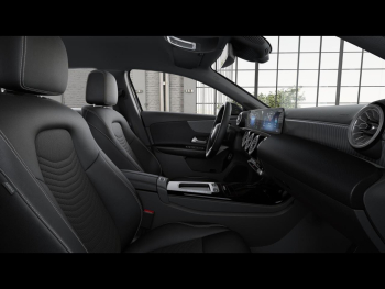 Mercedes-Benz A 200 Limousine Progressive Night AHK 360° SpurH