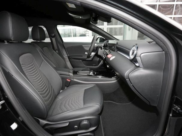 Mercedes-Benz A 200 Limousine Progressive Night AHK 360° SpurH