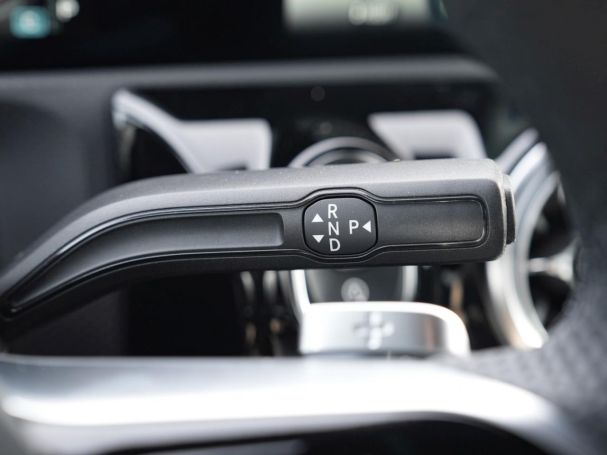 Mercedes-Benz A 200 Limousine AMG Night Standhzg Distronic AHK