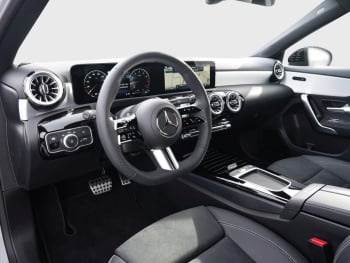 Mercedes-Benz A 200 Limousine AMG Night Standhzg Distronic AHK