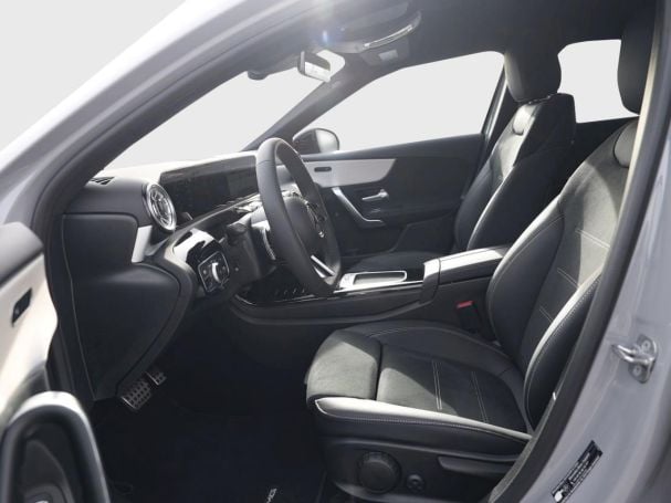 Mercedes-Benz A 200 Limousine AMG Night Standhzg Distronic AHK