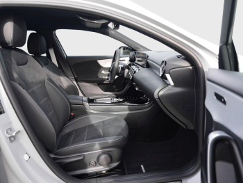 Mercedes-Benz A 200 Limousine AMG Night Standhzg Distronic AHK