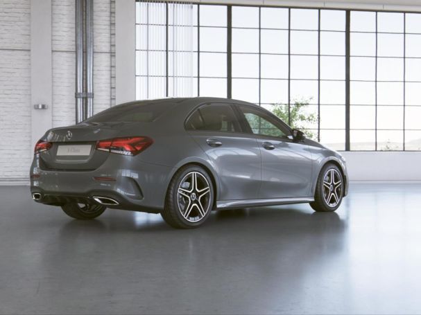 Mercedes-Benz A 200 Limousine AMG Night MBUX Totwinkel Kamera Mercedes-Benz A 200 Limousine AMG Night MBUX Totwinkel Kamera