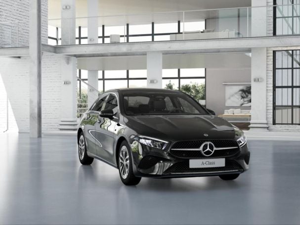 Mercedes-Benz A 200 Limousine Progressive Distronic Kamera Mercedes-Benz A 200 Limousine Progressive Distronic Kamera