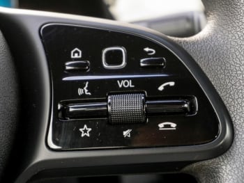 Mercedes-Benz A 200 Limousine Style MBUXNavi Rückfahrkamera